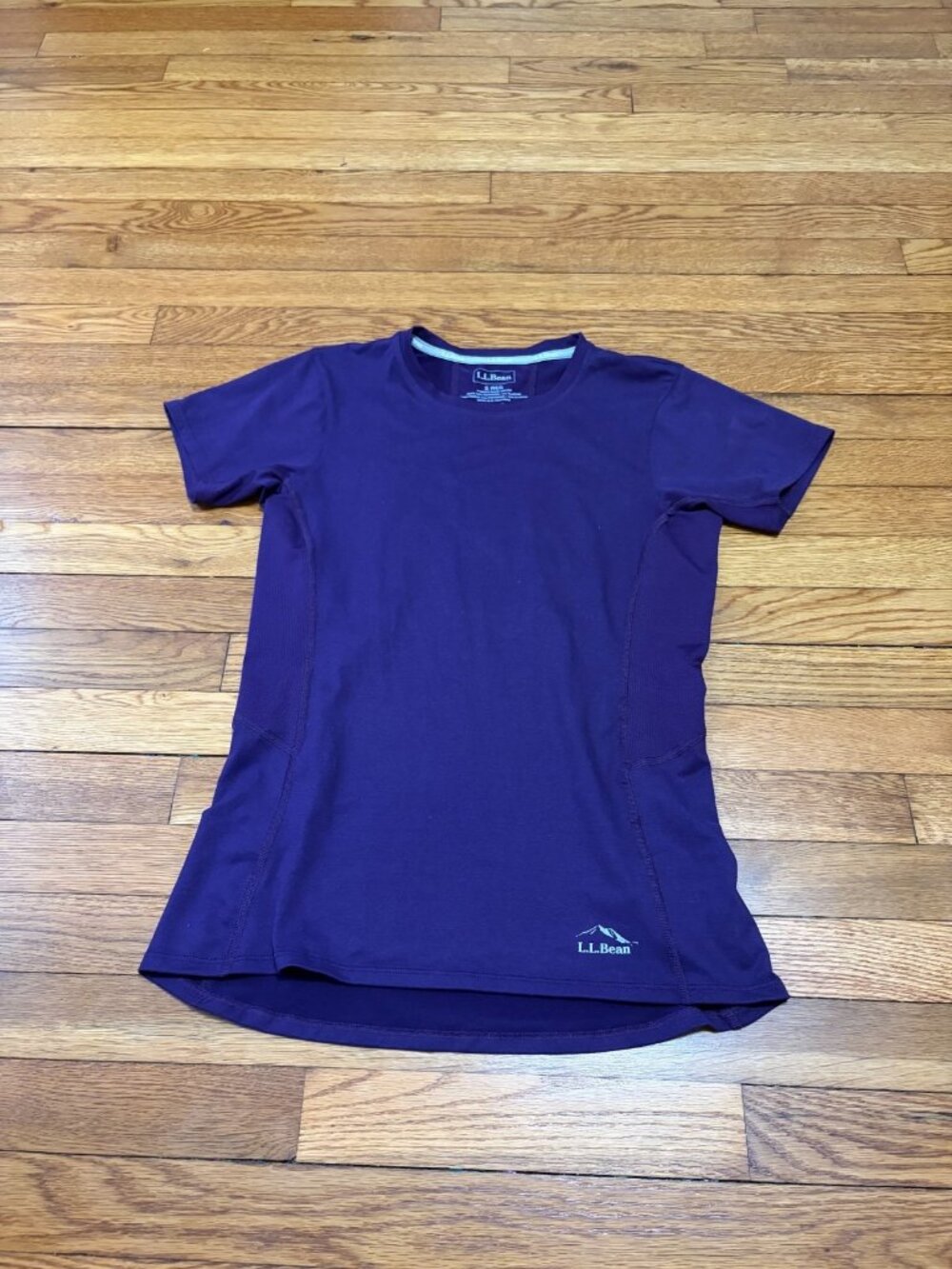 LL Bean Womens Short Sleeve Shirt Size Small Purple Stretch UPF 50+ T-Shirt